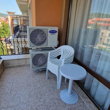 Svyatoy Premier * سفيتي فلاس